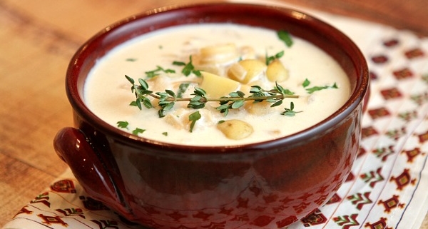 A bowl of seafood chowder, one of the best local seafood recipes.