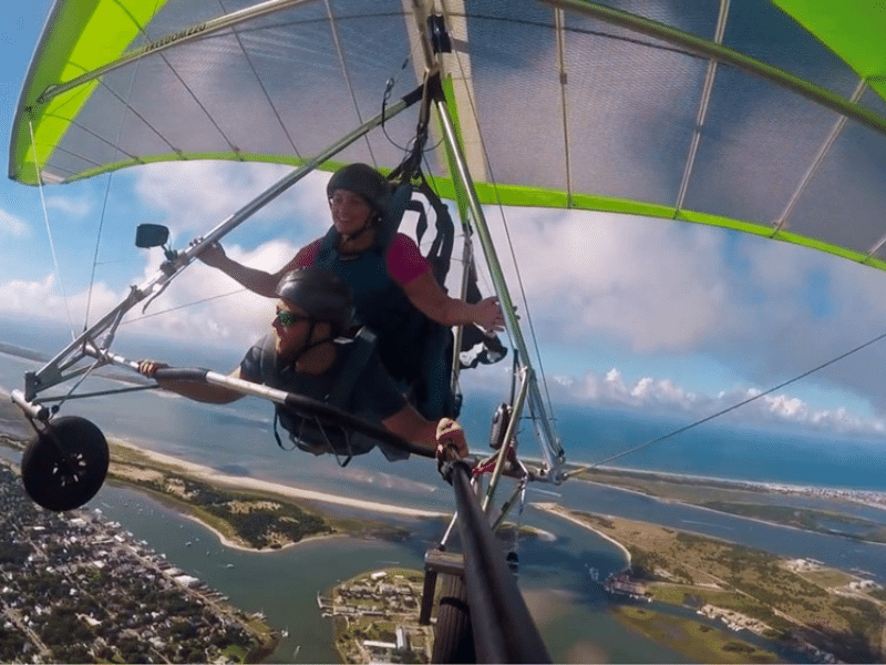 Mimi and ride the wind with kitty hawk kites