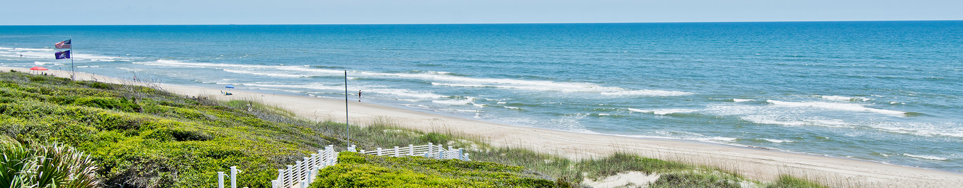 beautiful view of Indian Beach sandy beach and ocean waves