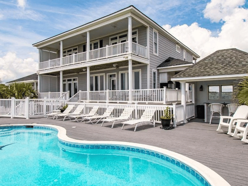 Vacation rentals with private pools in Atlantic Beach and Emerald Isle